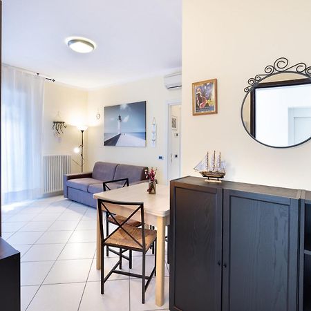 We Home - Sole Mare, Riccione Esterno foto